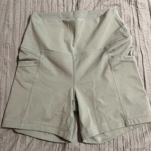 Women’s Yogalicious Lux Athletic Biker Shorts Green Size Medium Tribeca